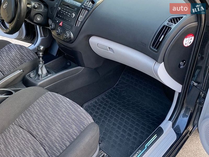Универсал Kia Ceed 2008 в Киеве фото 34 Универсал Kia Ceed 2008 в Киеве