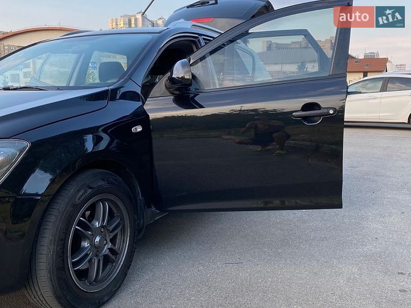Універсал Kia Ceed 2008 в Києві