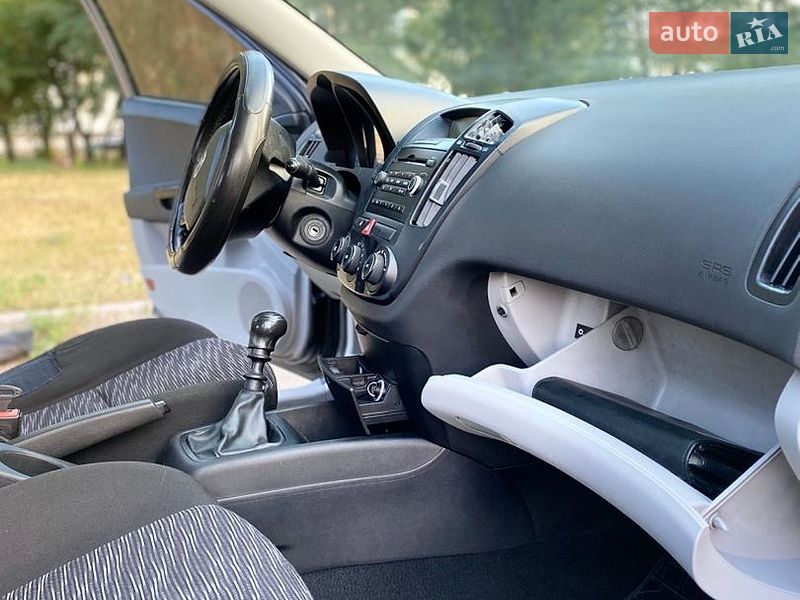 Універсал Kia Ceed 2008 в Києві