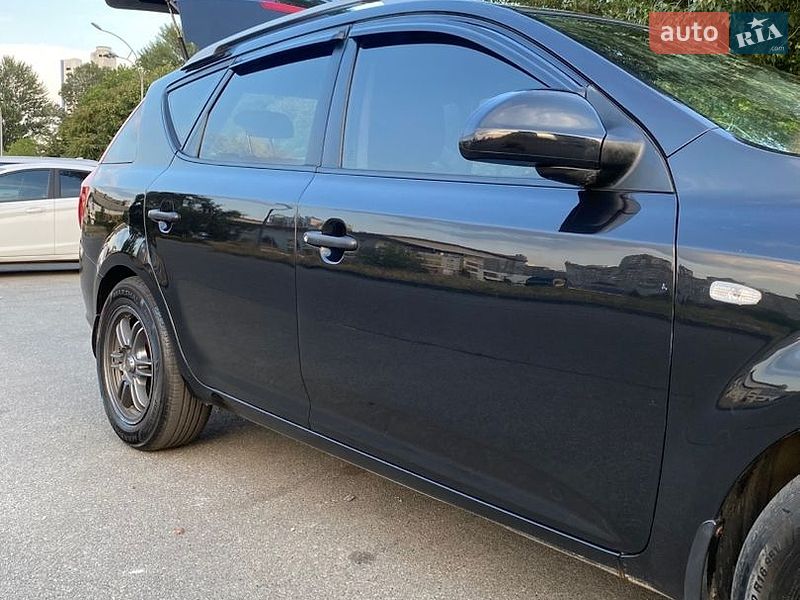 Універсал Kia Ceed 2008 в Києві