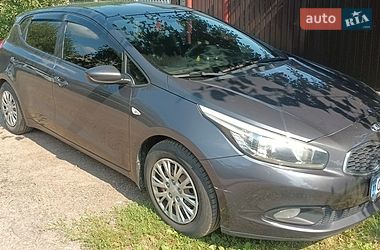 Хэтчбек Kia Ceed 2013 в Чернигове фото 4 Хэтчбек Kia Ceed 2013 в Чернигове