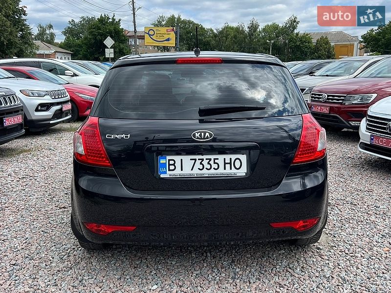 Хэтчбек Kia Ceed 2012 в Полтаве