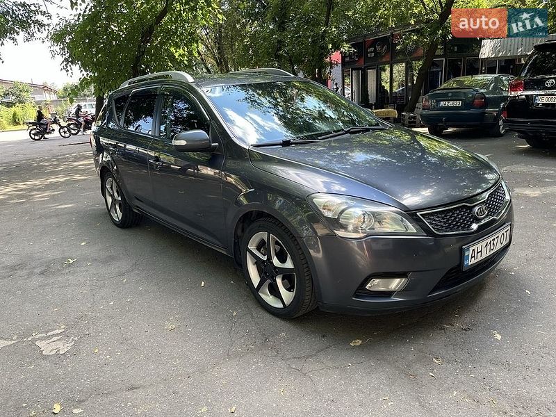 Универсал Kia Ceed 2010 в Павлограде