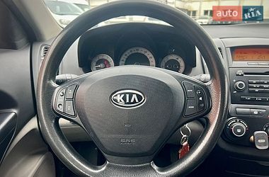 Хетчбек Kia Ceed 2008 в Харкові