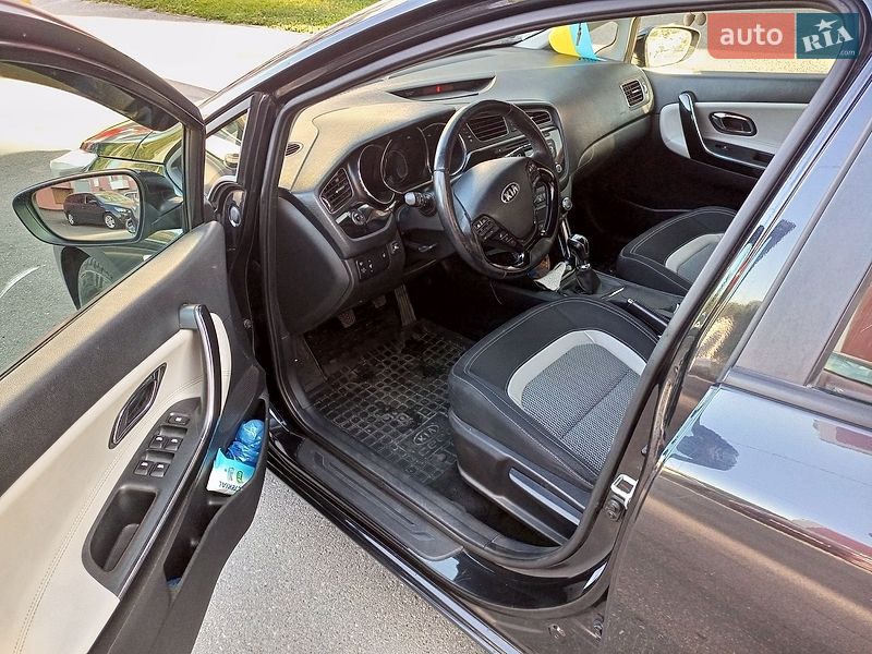 Хетчбек Kia Ceed 2013 в Харкові