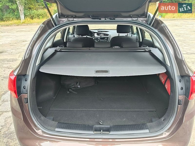 Універсал Kia Ceed 2012 в Запоріжжі