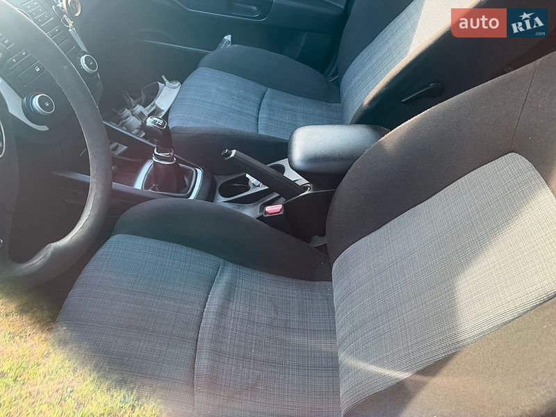 Универсал Kia Ceed 2010 в Ковеле