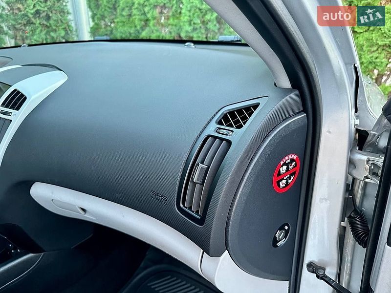 Хетчбек Kia Ceed 2007 в Полтаві