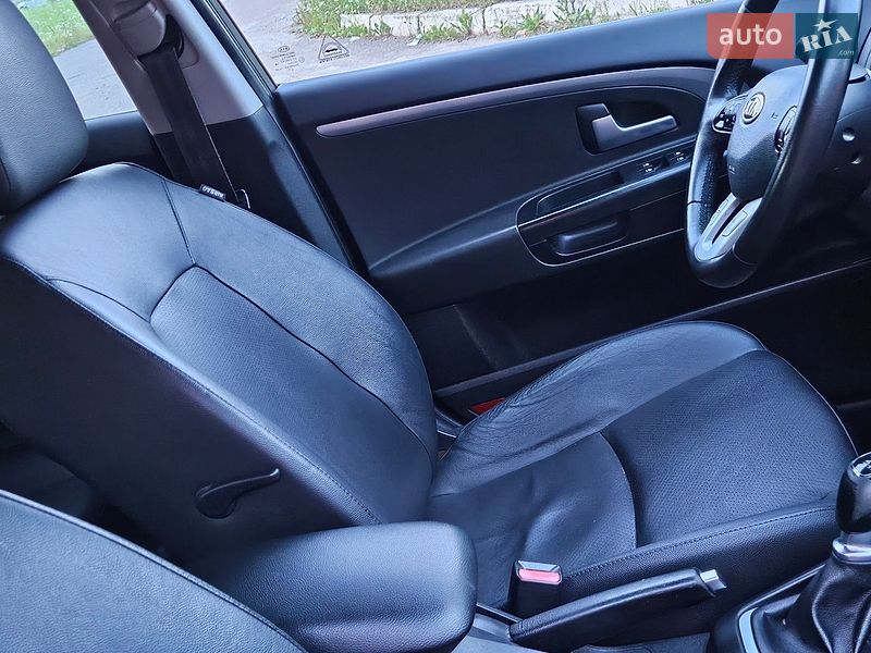 Универсал Kia Ceed 2009 в Дрогобыче