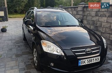kia ceed 2009 в Рівне від професійного продавця Олександр Михайлович Борейко