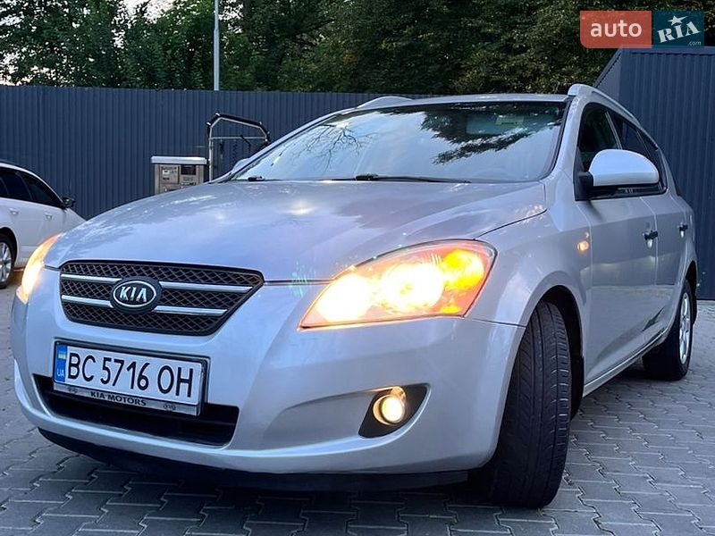 Универсал Kia Ceed 2009 в Дрогобыче