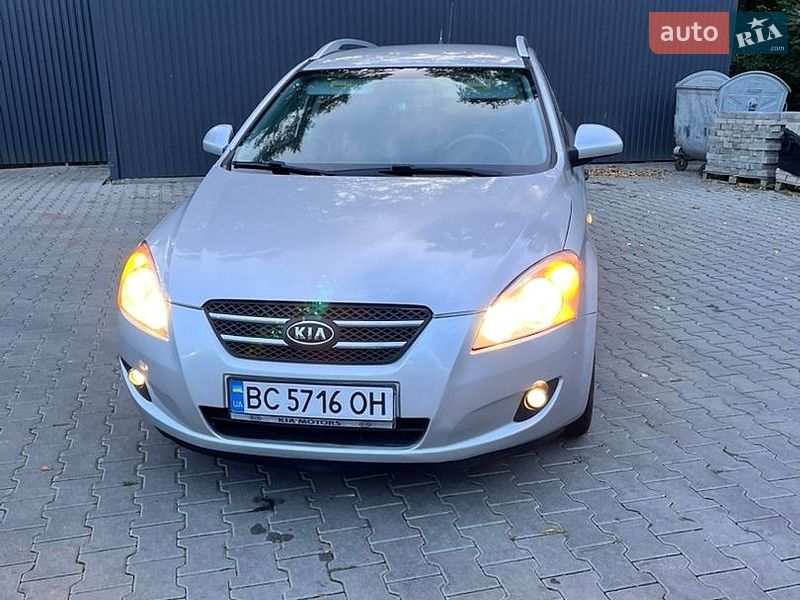 Универсал Kia Ceed 2009 в Дрогобыче