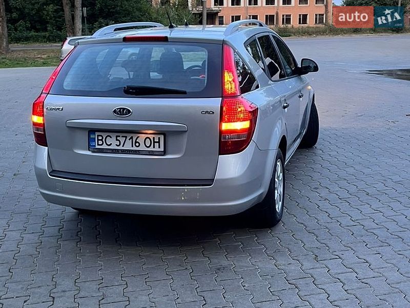 Универсал Kia Ceed 2009 в Дрогобыче