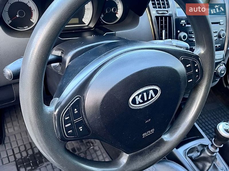 Универсал Kia Ceed 2009 в Дрогобыче