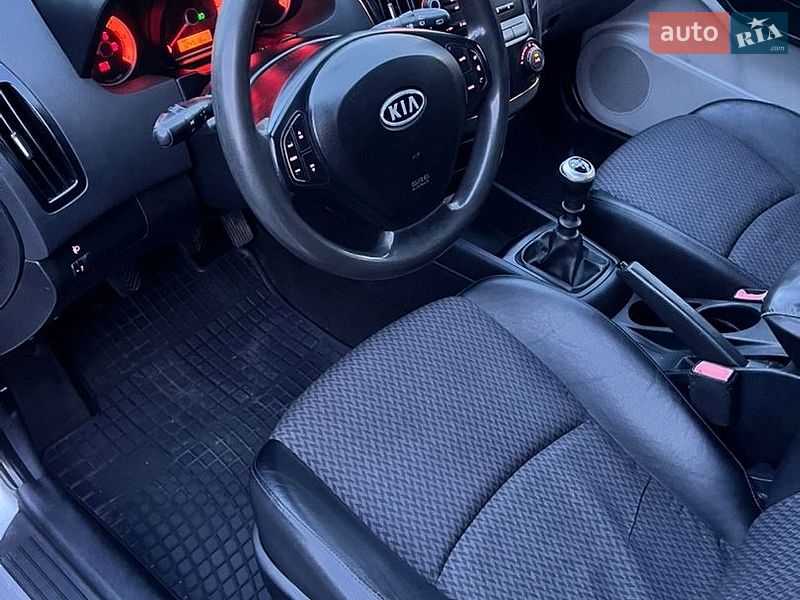 Универсал Kia Ceed 2009 в Дрогобыче
