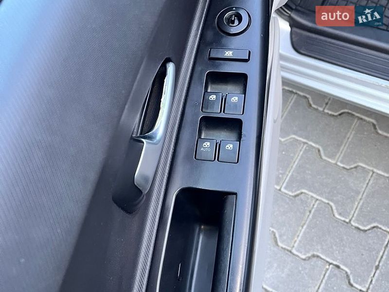 Универсал Kia Ceed 2009 в Дрогобыче