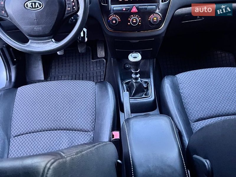 Универсал Kia Ceed 2009 в Дрогобыче