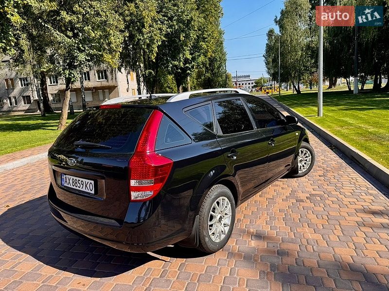 Універсал Kia Ceed 2011 в Києві