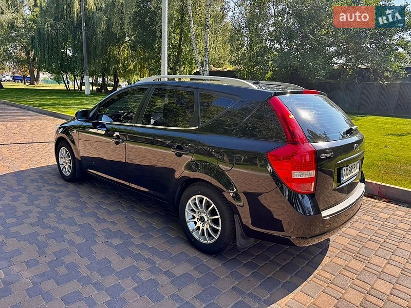 Універсал Kia Ceed 2011 в Києві