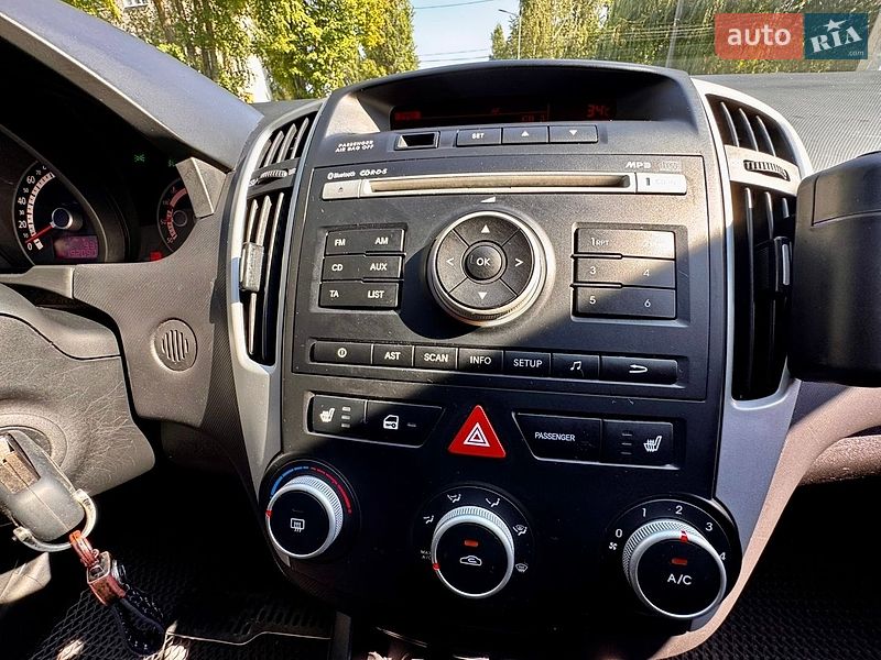 Універсал Kia Ceed 2011 в Києві