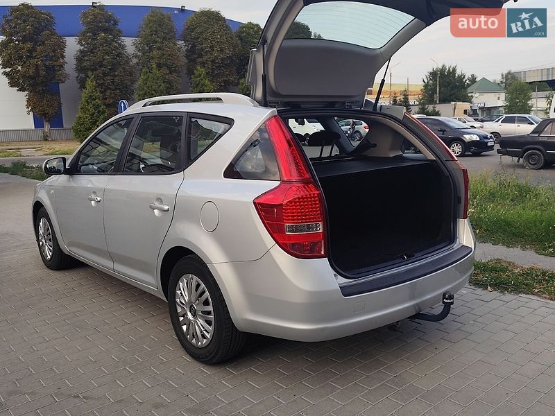 Универсал Kia Ceed 2010 в Белой Церкви