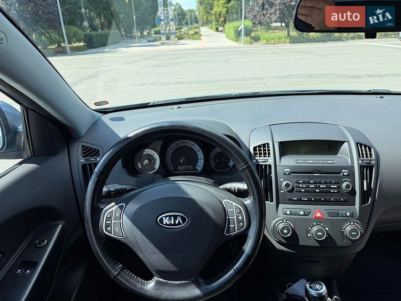 Универсал Kia Ceed 2008 в Киеве