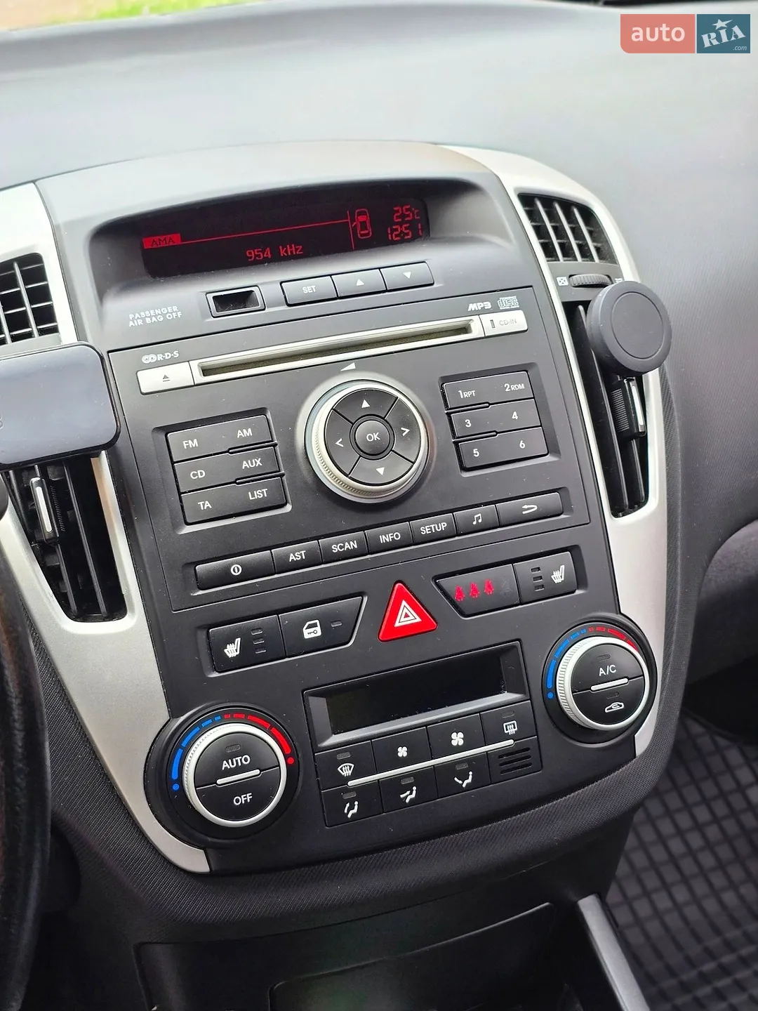 2010 Kia Cee'd - мініатюра 7