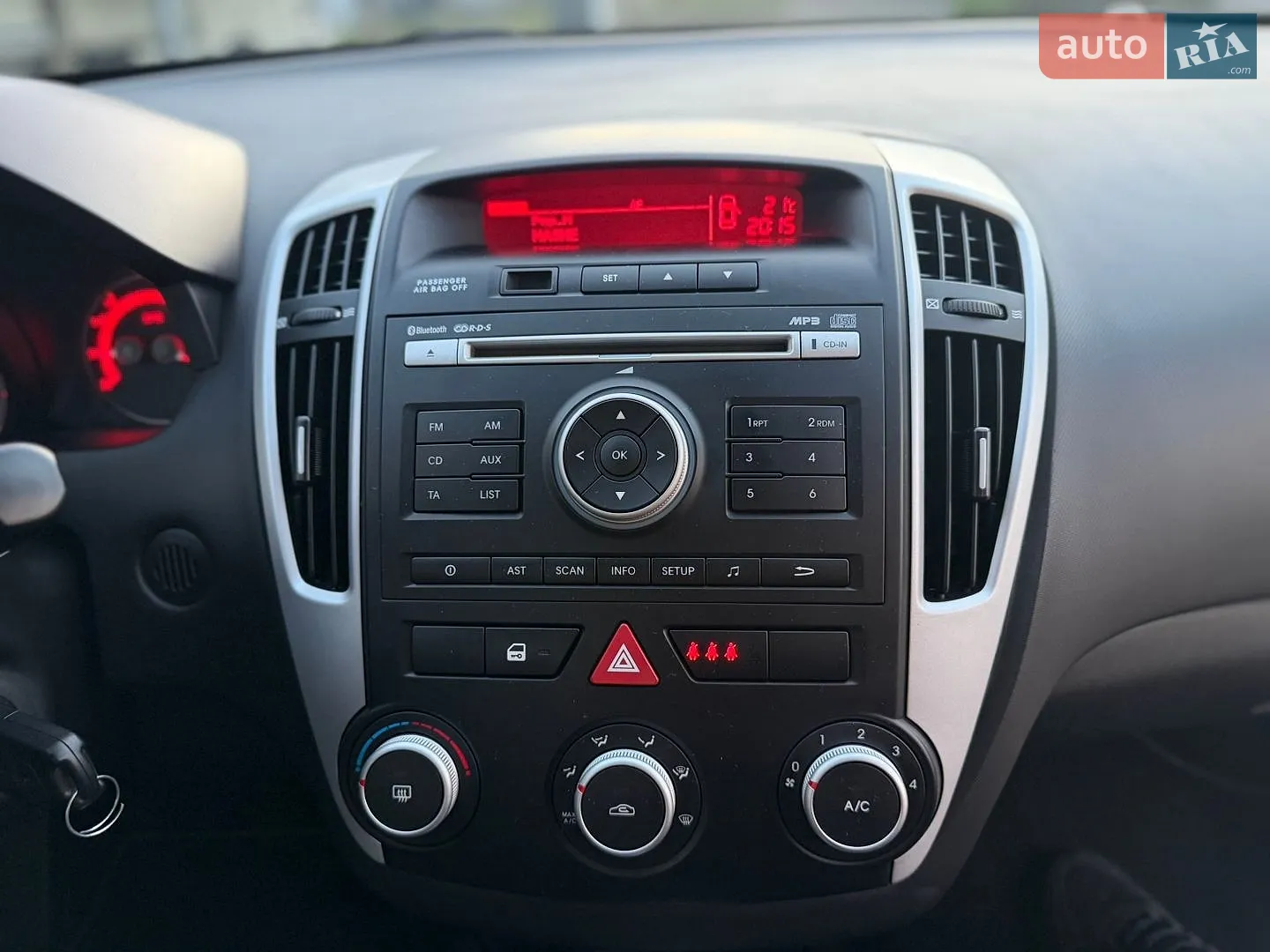 2011 Kia Cee'd - мініатюра 23
