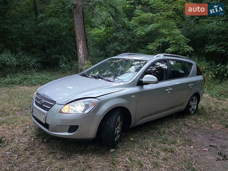 Универсал Kia Ceed 2008 в Киеве