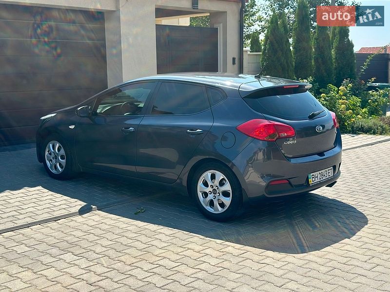Хетчбек Kia Ceed 2014 в Одесі