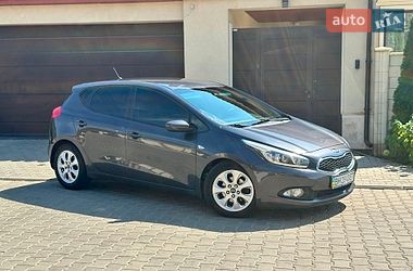 Хетчбек Kia Ceed 2014 в Одесі