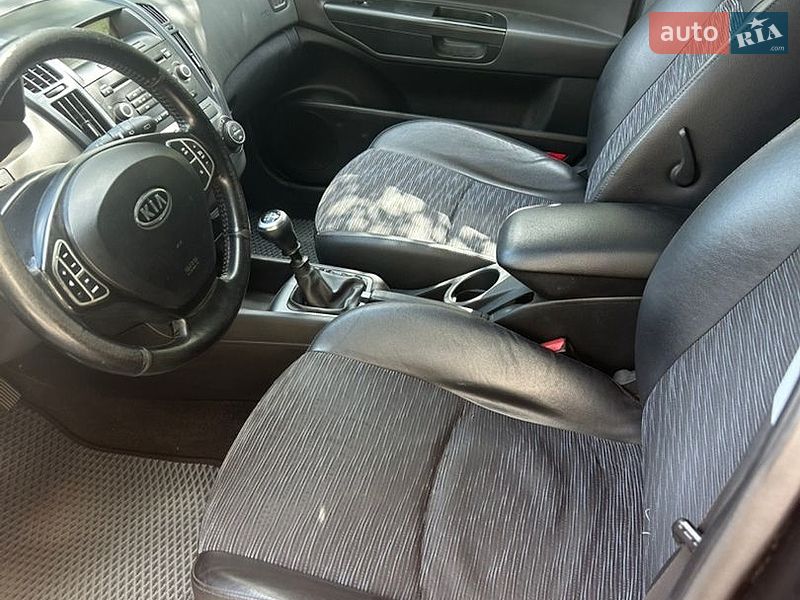 Універсал Kia Ceed 2009 в Старокостянтинові
