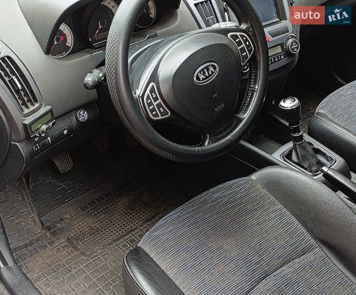 Універсал Kia Ceed 2008 в Кривому Розі