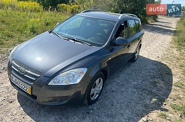 Универсал Kia Ceed 2008 в Луцке
