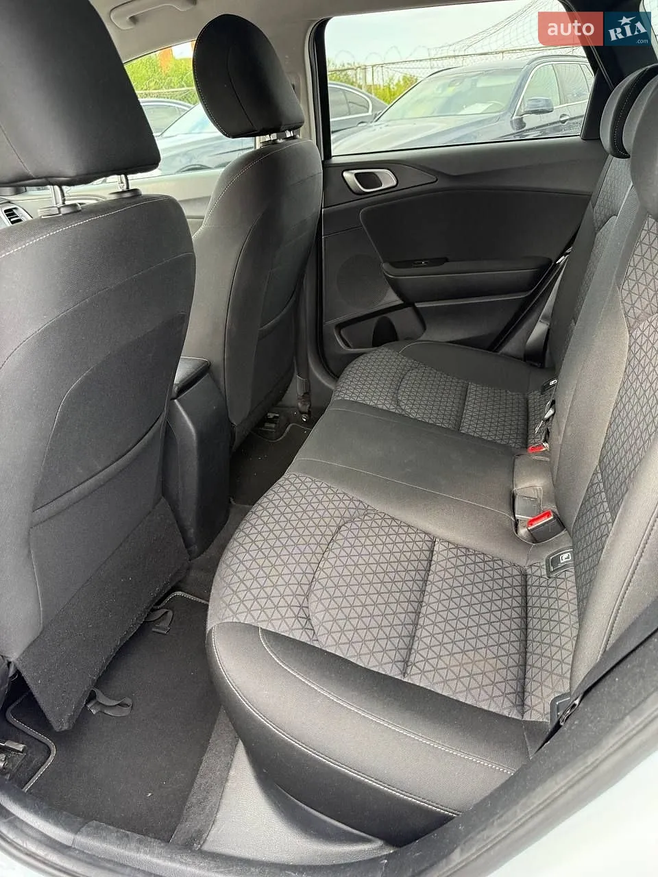 2019 Kia Cee'd - мініатюра 8
