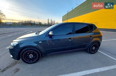 Хетчбек Kia Ceed 2009 в Кропивницькому