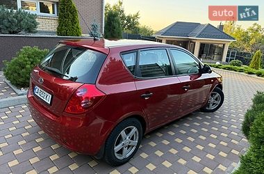 Хэтчбек Kia Ceed 2007 в Черкассах