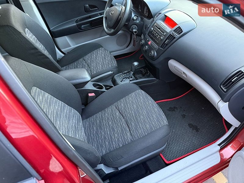 Хэтчбек Kia Ceed 2007 в Черкассах