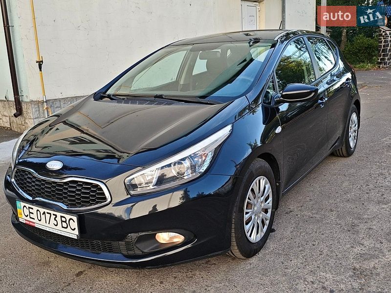 Хэтчбек Kia Ceed 2012 в Радивилове фото Хэтчбек Kia Ceed 2012 в Радивилове