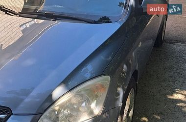 Хэтчбек Kia Ceed 2008 в Харькове