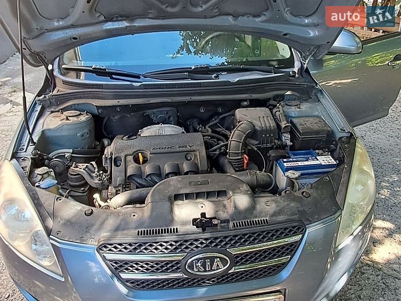 Хэтчбек Kia Ceed 2008 в Харькове