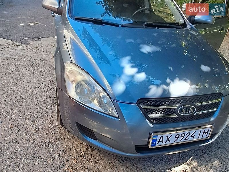 Хэтчбек Kia Ceed 2008 в Харькове