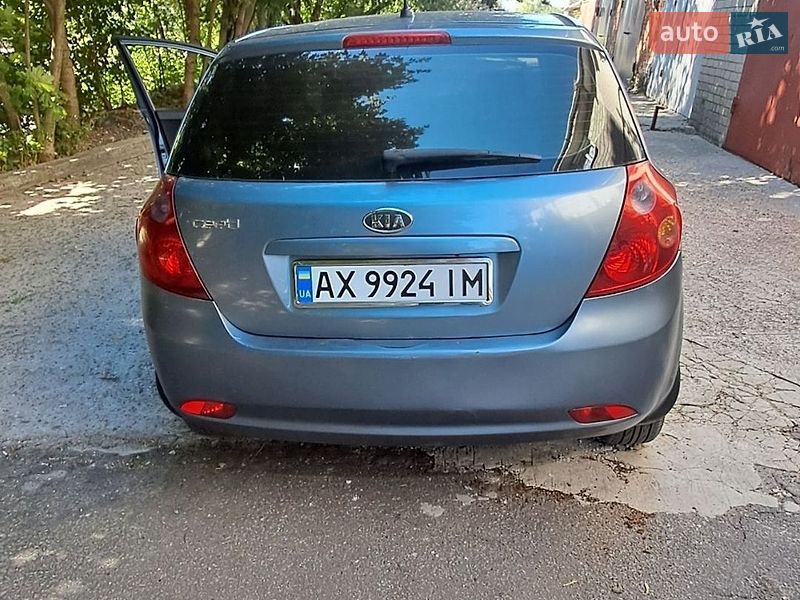 Хэтчбек Kia Ceed 2008 в Харькове