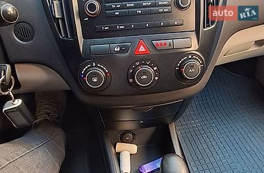 Хэтчбек Kia Ceed 2008 в Харькове