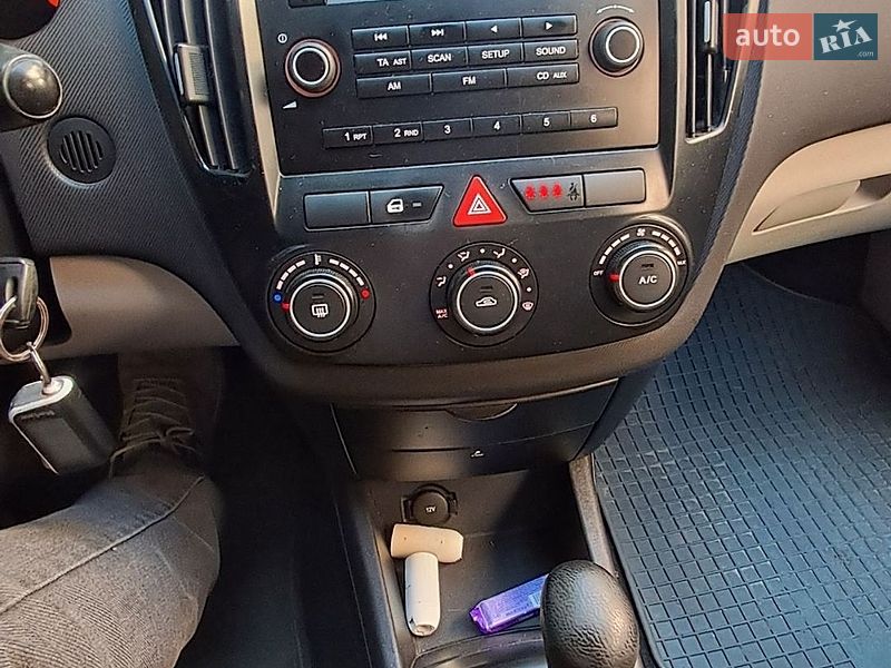 Хэтчбек Kia Ceed 2008 в Харькове