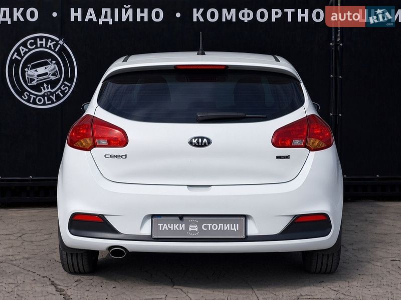 Хэтчбек Kia Ceed 2015 в Киеве