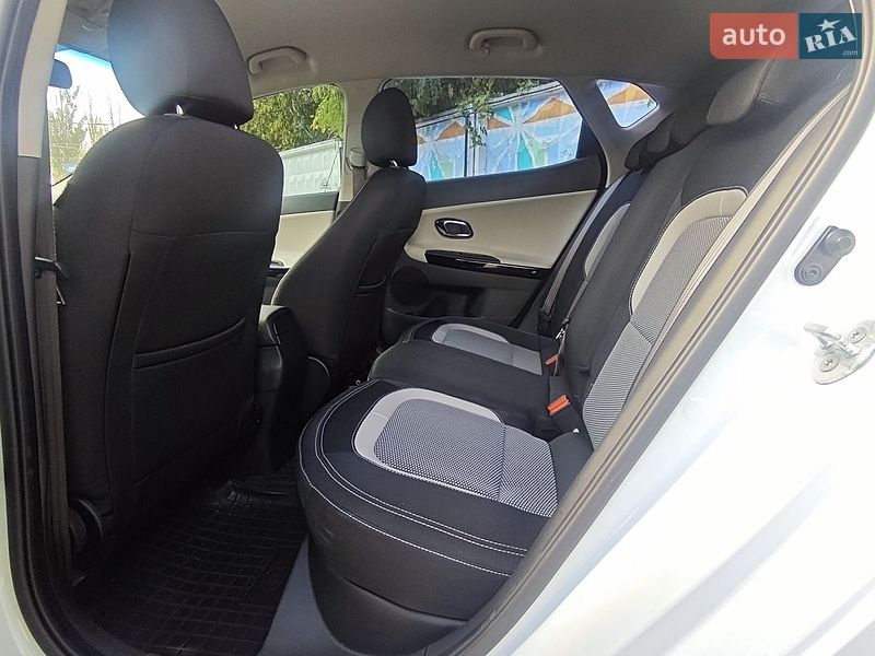 Хэтчбек Kia Ceed 2015 в Киеве
