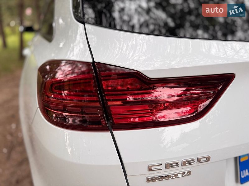 Универсал Kia Ceed 2019 в Львове