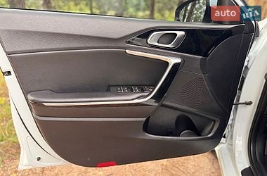Универсал Kia Ceed 2019 в Львове