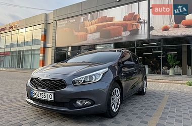Універсал Kia Ceed 2015 в Хмельницькому